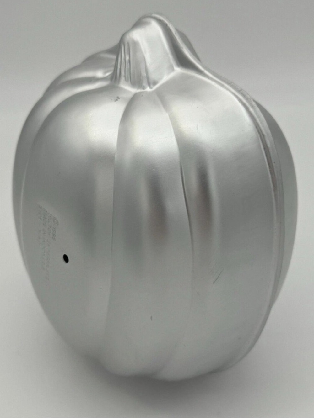 Wilton 3D Cake pan Halloween Stand Up
JACK-O-LANTERN Pumpkin
Baking Party - Picture 6 of 9